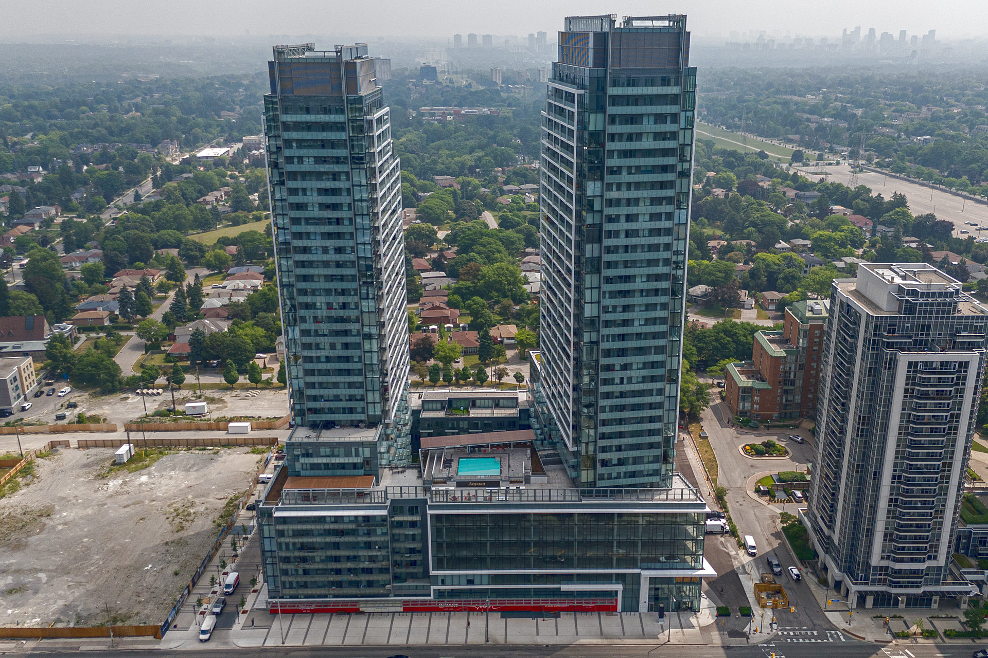 M2M Condos – Phase